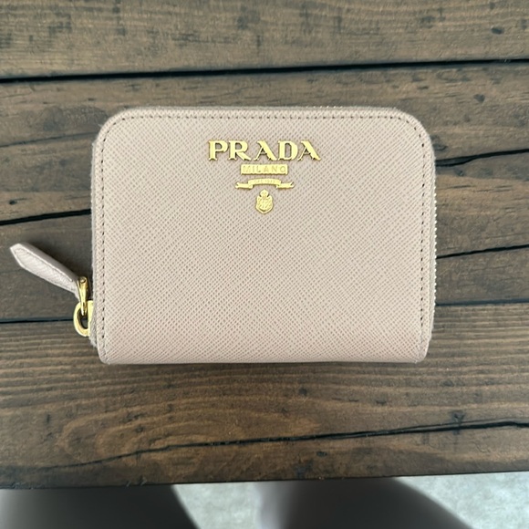 Prada zip around wallet - Picture 1 of 3